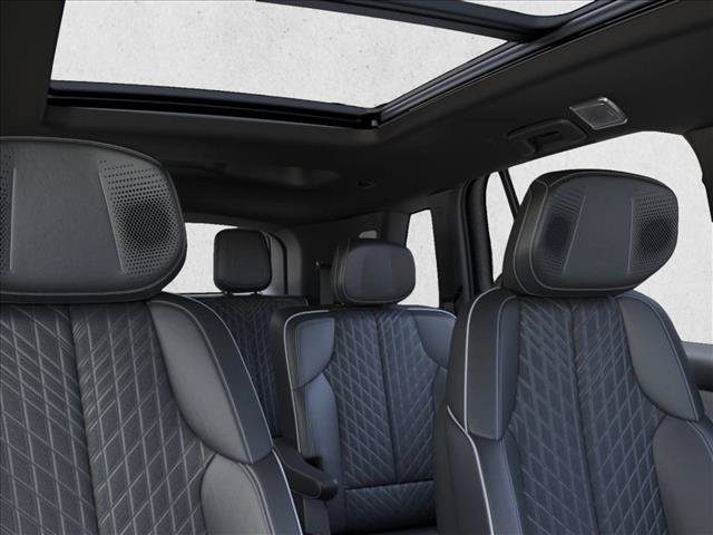 New 2027 Cadillac Vistiq Premium Luxury AWD/4WD image 24
