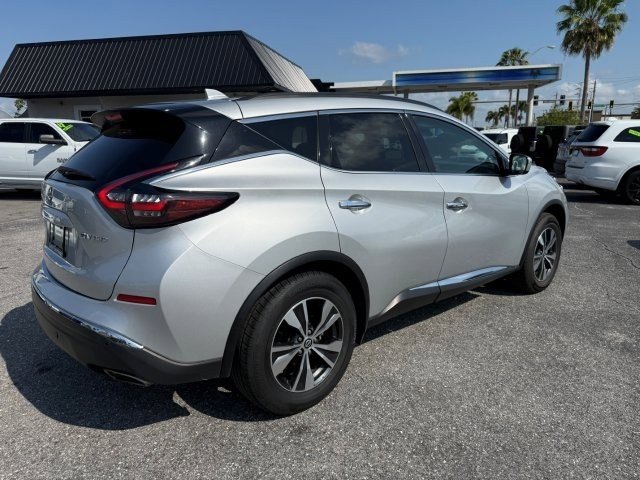 Used 2023 Nissan Murano SV image 5