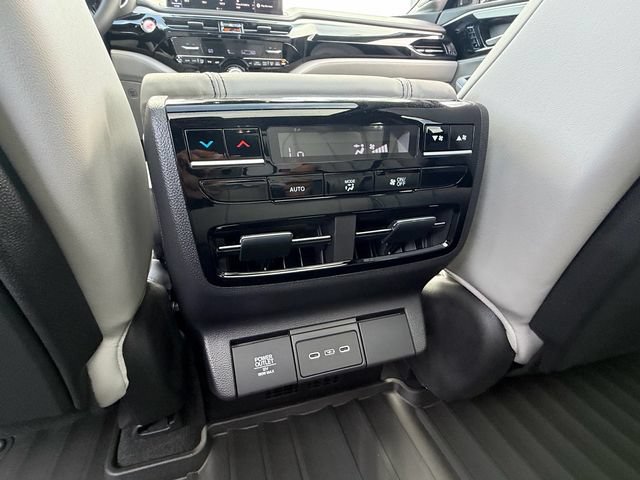New 2026 Acura MDX w/ Technology Package FWD image 13