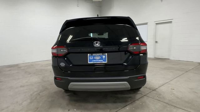 Used 2025 Honda Pilot EX-L image 2