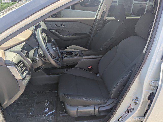 Used 2023 Nissan Rogue S AWD/4WD image 12