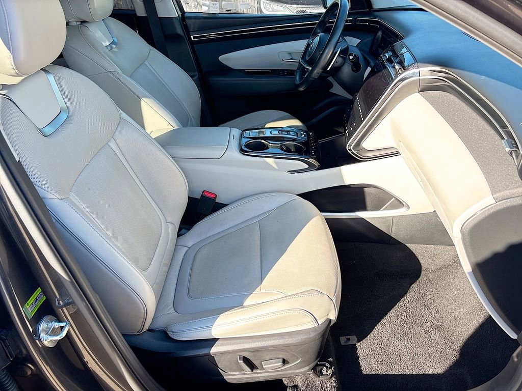 Used 2024 Hyundai Tucson Limited image 30