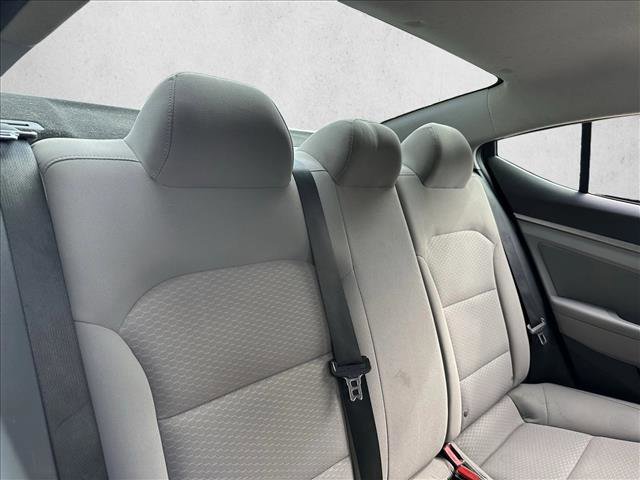 Used 2020 Hyundai Elantra SEL image 25