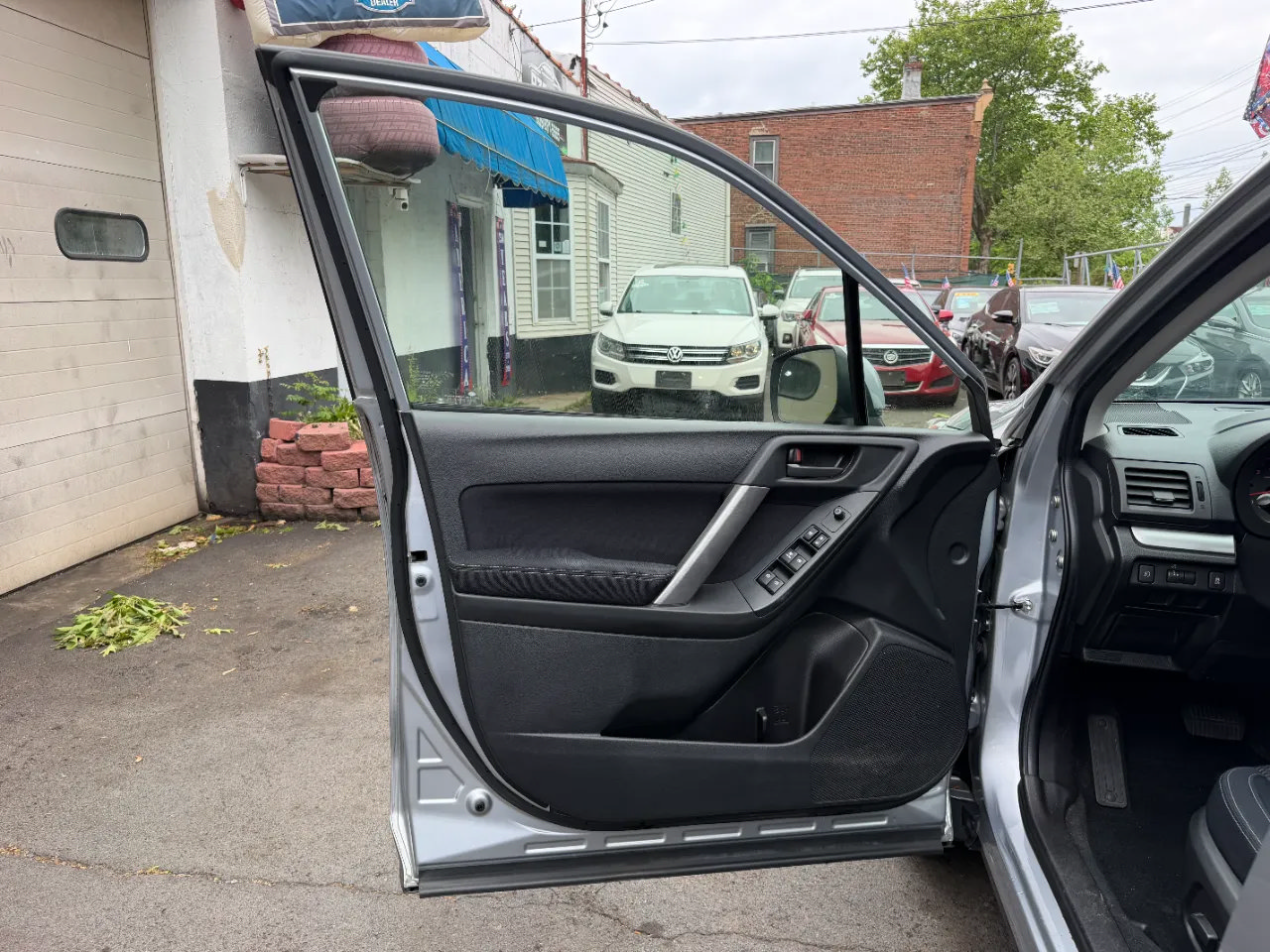 Used 2015 Subaru Forester 2.5i Premium w/ Popular Package #1 AWD/4WD image 23