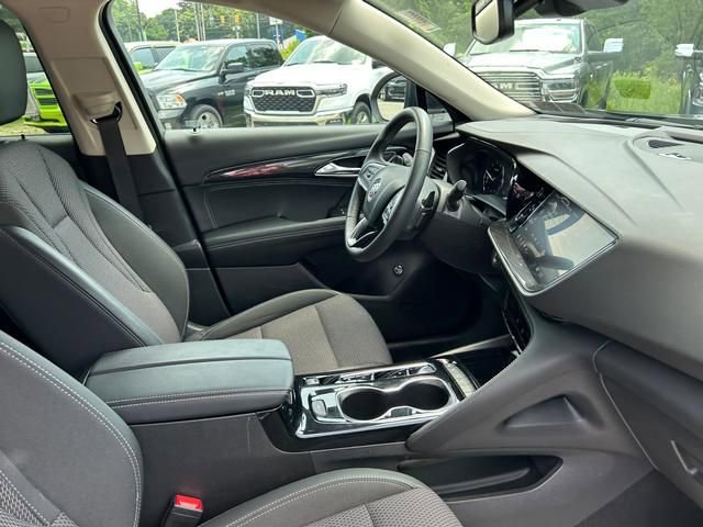 Used 2023 Buick Envision Preferred image 31