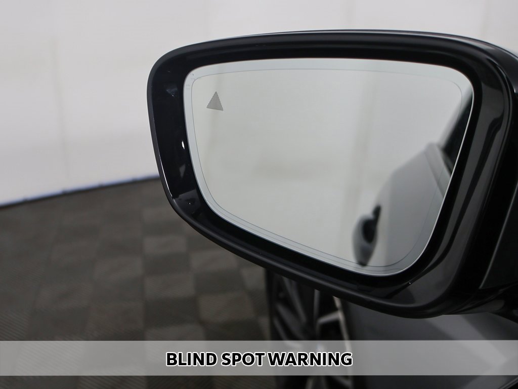 Used 2023 BMW M550i xDrive w/ Shadowloine Package image 6