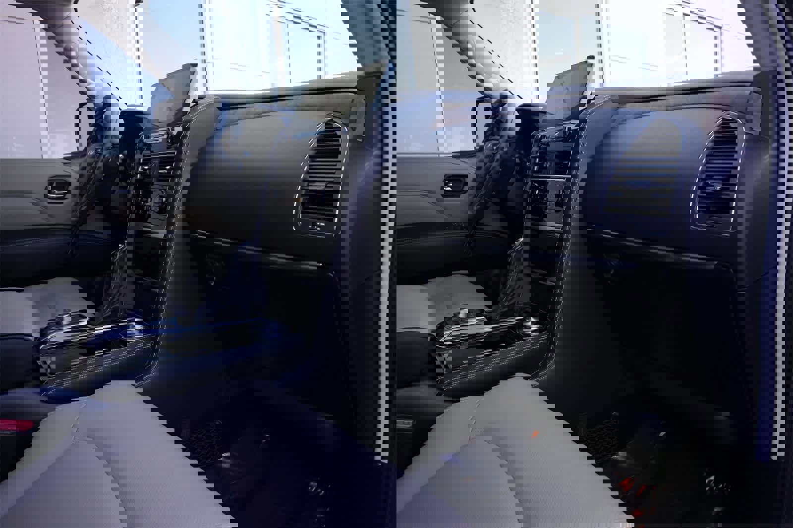 Certified 2023 INFINITI QX80 Premium Select w/ All-Season Package image 22