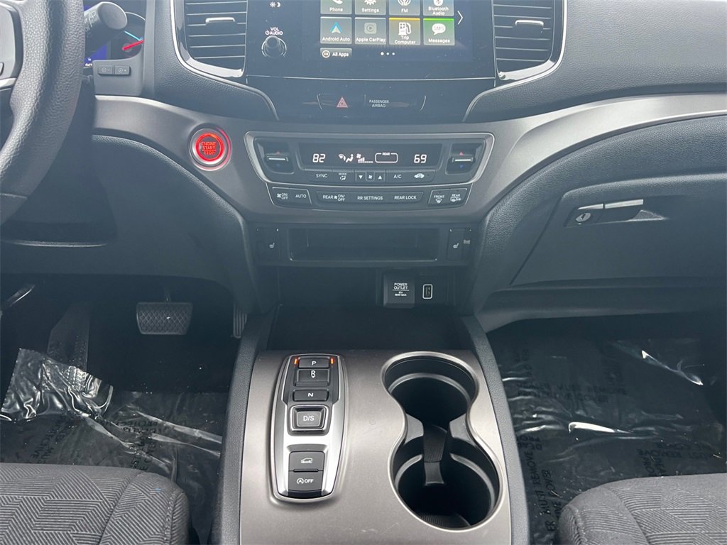 Used 2022 Honda Pilot Sport image 15