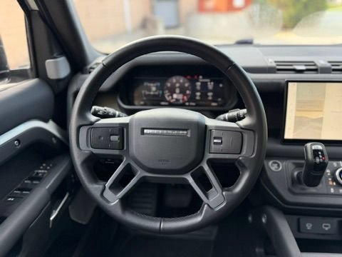 Used 2024 Land Rover Defender 130 X-Dynamic SE AWD/4WD image 28