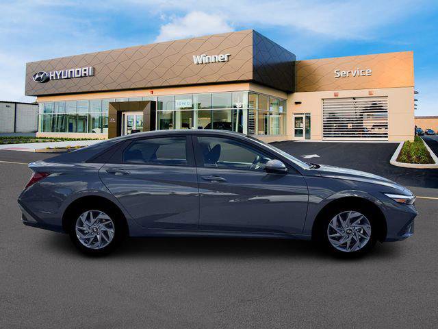 New 2026 Hyundai Elantra Blue image 9