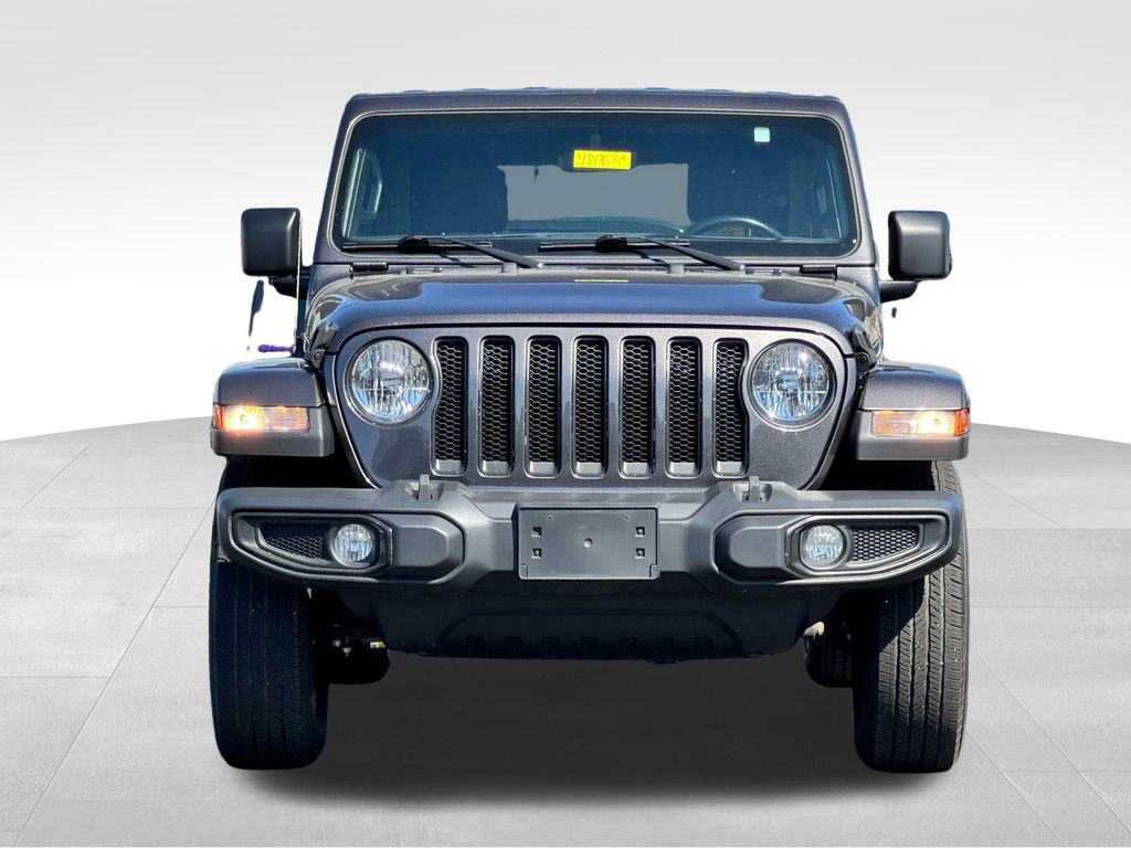 Used 2022 Jeep Wrangler Unlimited Sahara AWD/4WD image 2