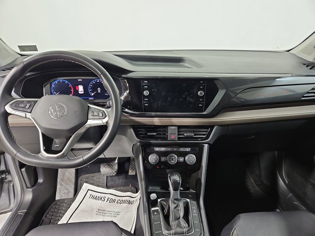 Certified 2022 Volkswagen Taos SEL image 14