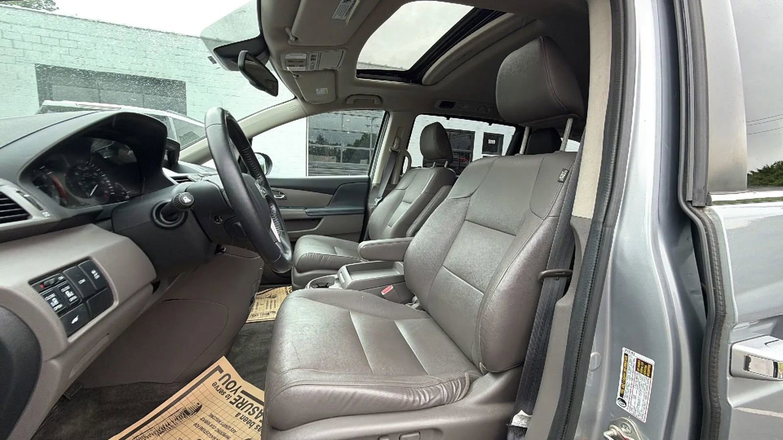 Used 2016 Honda Odyssey EX-L image 15
