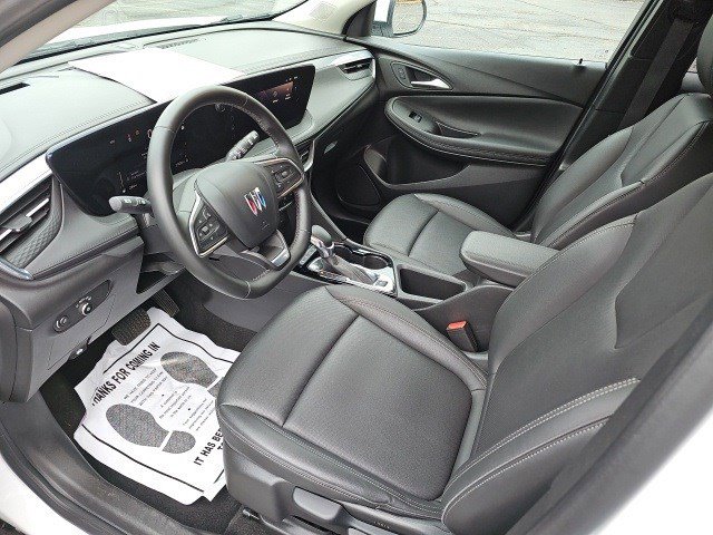 Used 2024 Buick Encore GX Sport Touring image 20