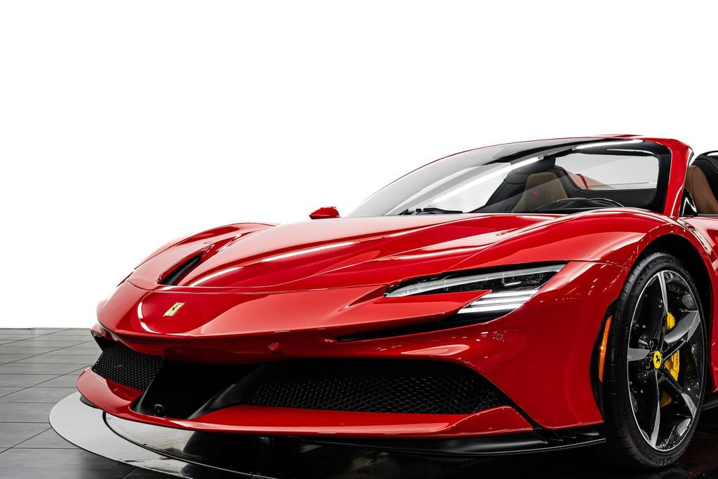 Used 2023 Ferrari SF90 Spider Base image 18