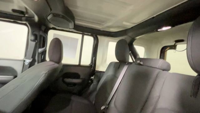 Used 2023 Jeep Wrangler Unlimited w/ 8.4" Radio Group AWD/4WD image 19