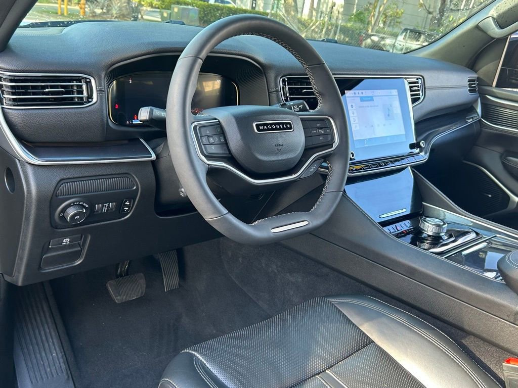 Certified 2024 Jeep Wagoneer L Base image 47