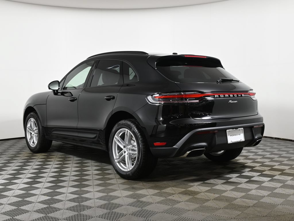 New 2026 Porsche Macan AWD/4WD image 3