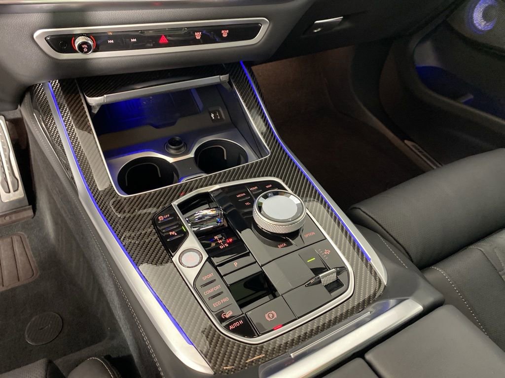 Certified 2025 BMW X7 M60i AWD/4WD image 24