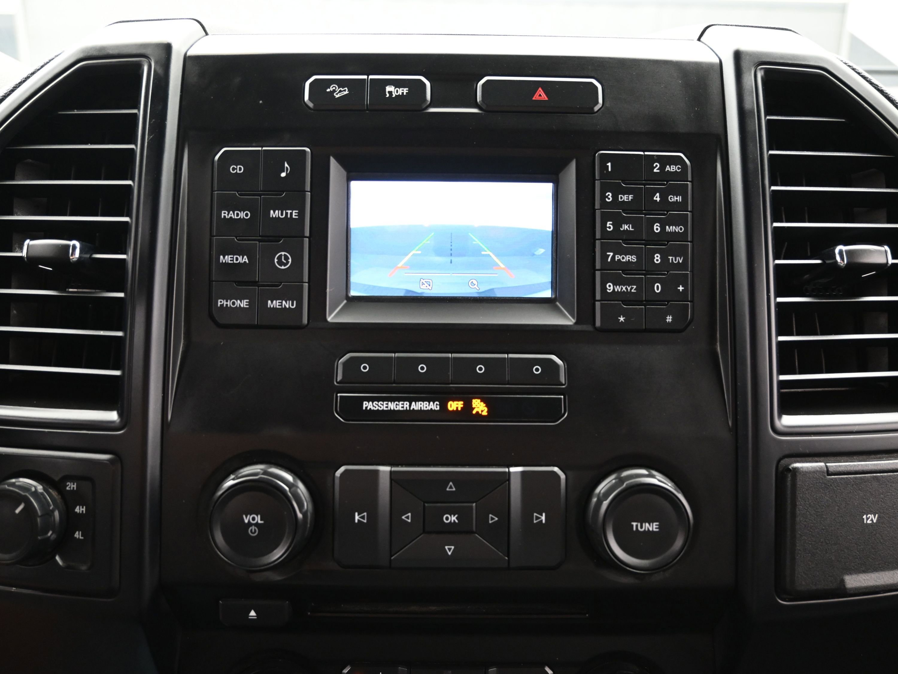 Used 2015 Ford F150 XL w/ Equipment Group 101A Mid AWD/4WD image 30