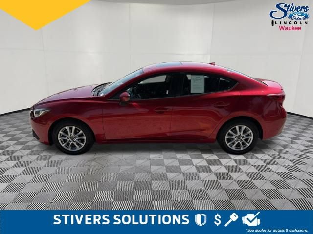Used 2016 MAZDA MAZDA3 i Touring w/ Popular Equipment Package FWD image 11