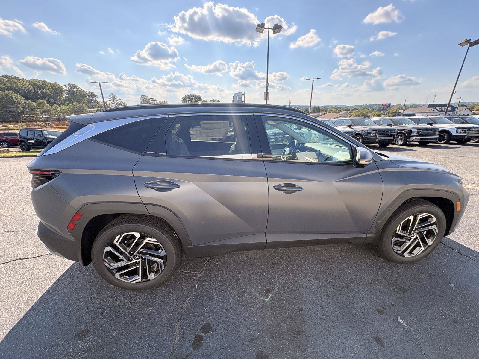 New 2026 Hyundai Tucson Limited FWD image 5