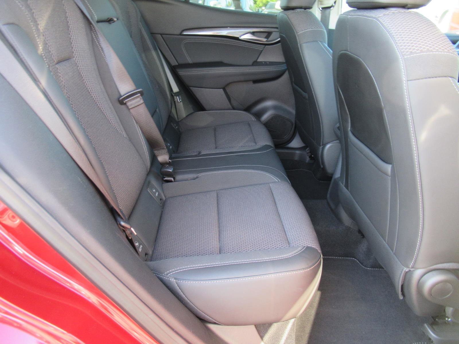 Used 2022 Buick Envision Preferred FWD image 29