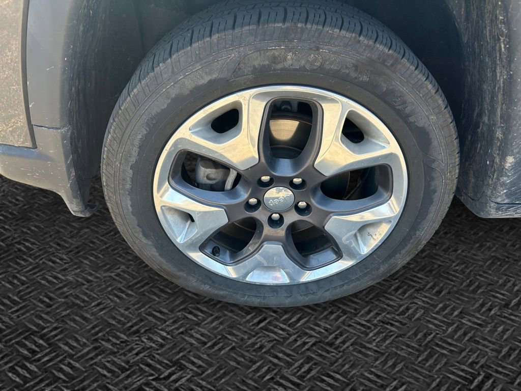 Certified 2020 Jeep Compass Limited AWD/4WD image 11