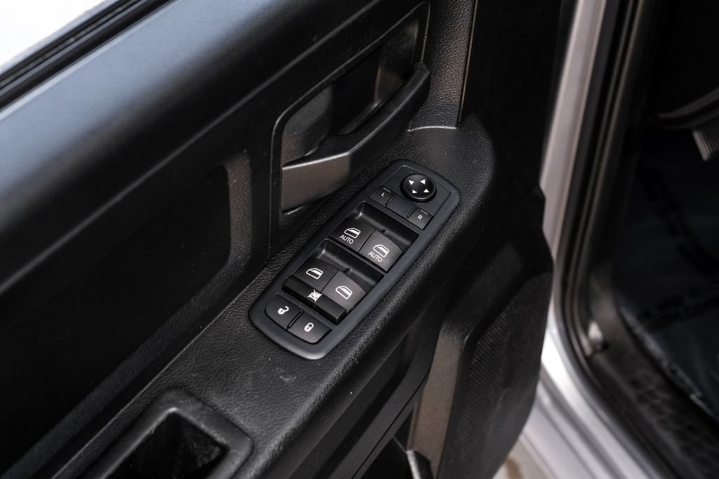 Used 2019 RAM 1500 Tradesman w/ Chrome Plus Package RWD image 35