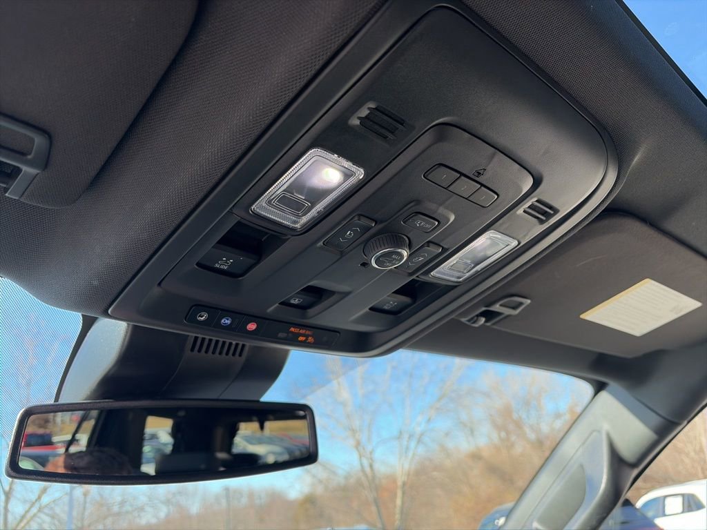 Used 2024 Chevrolet Tahoe Z71 w/ Z71 Off-Road Package image 19