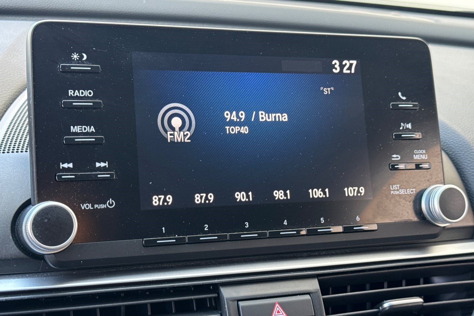 Used 2018 Honda Accord Hybrid image 20