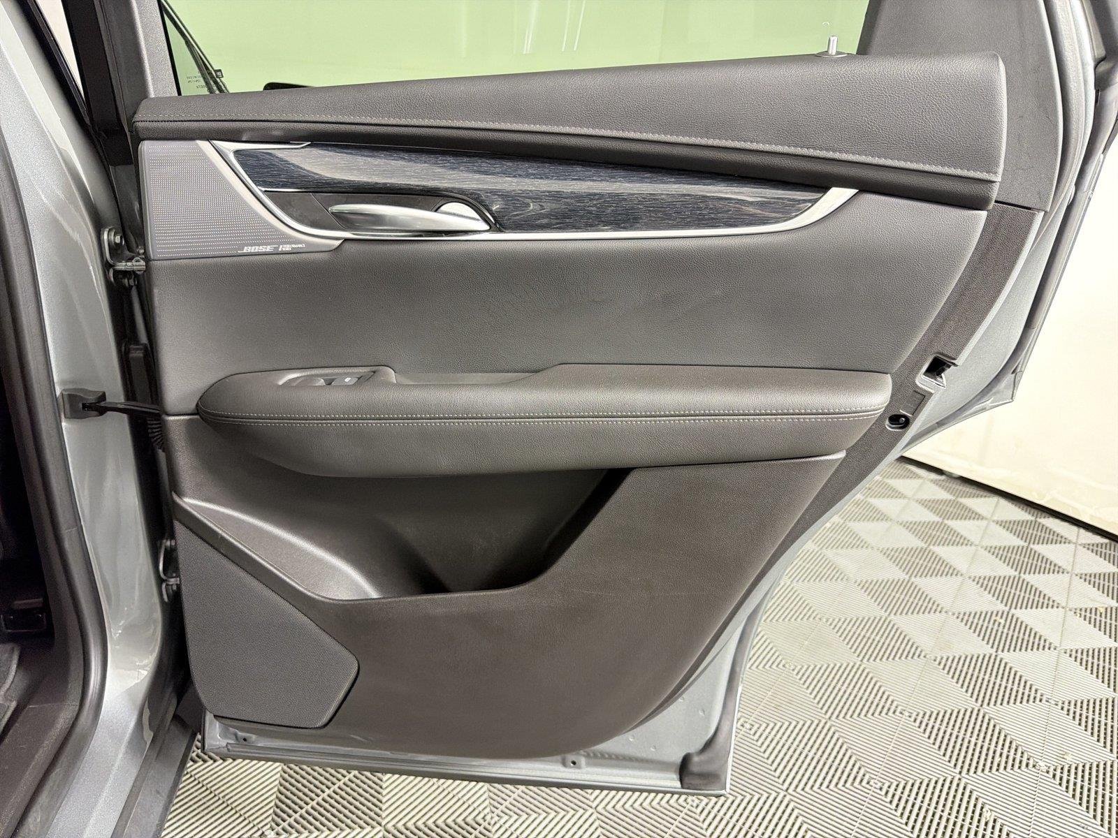 Used 2023 Cadillac XT5 Premium Luxury AWD/4WD image 14