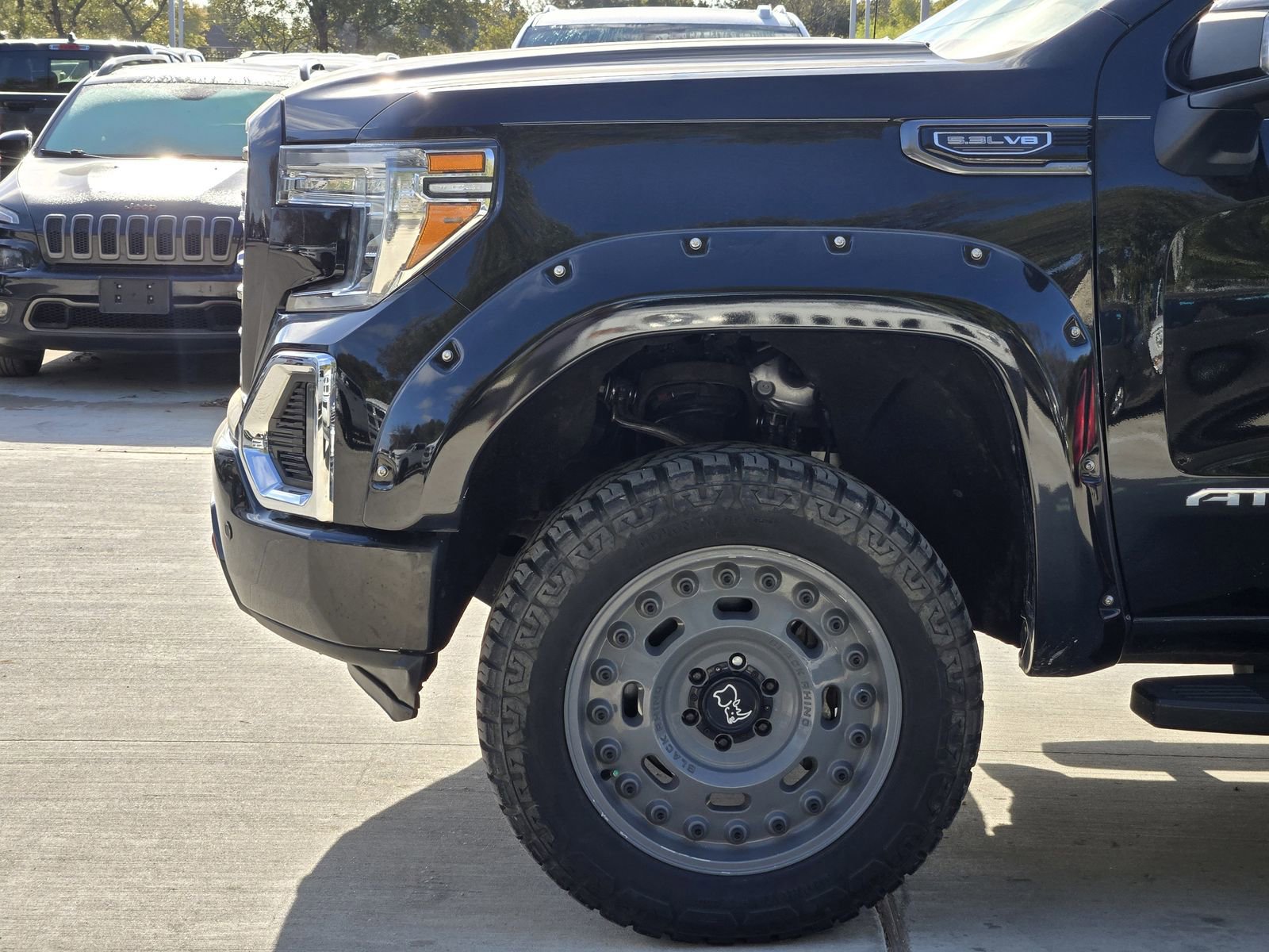 Used 2019 GMC Sierra 1500 AT4 w/ AT4 Premium Package image 11