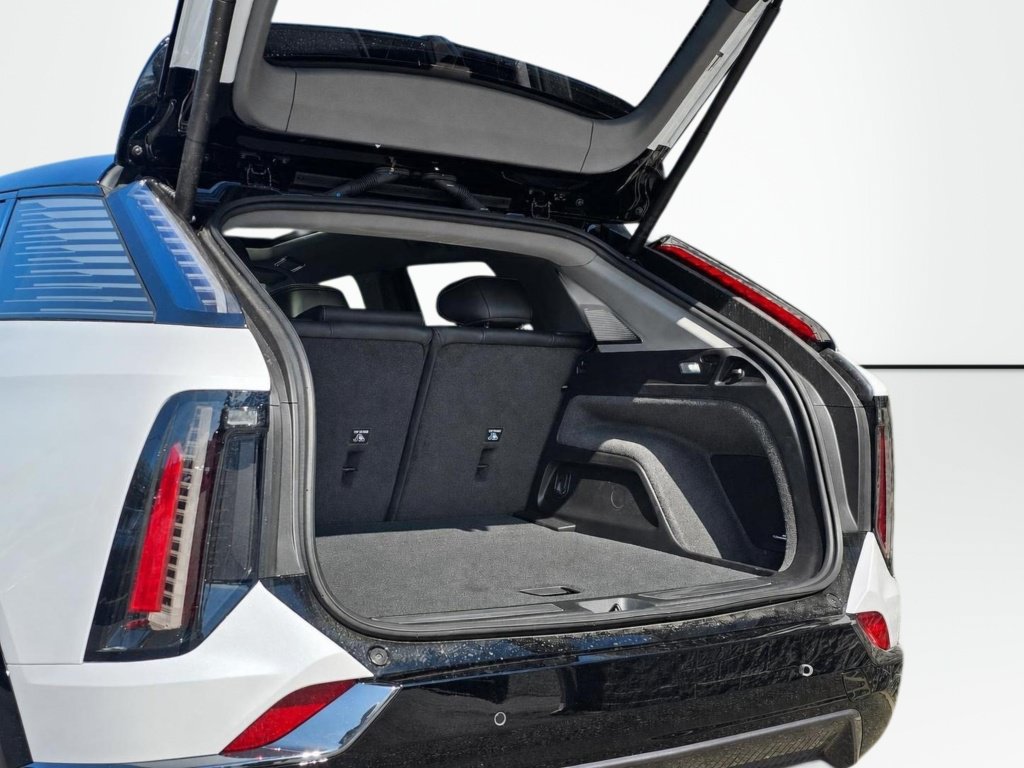 New 2026 Cadillac Optiq Sport 1 RWD image 24