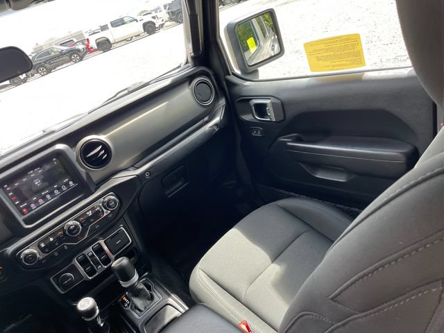 Used 2020 Jeep Gladiator Sport w/ Quick Order Package 24S AWD/4WD image 21