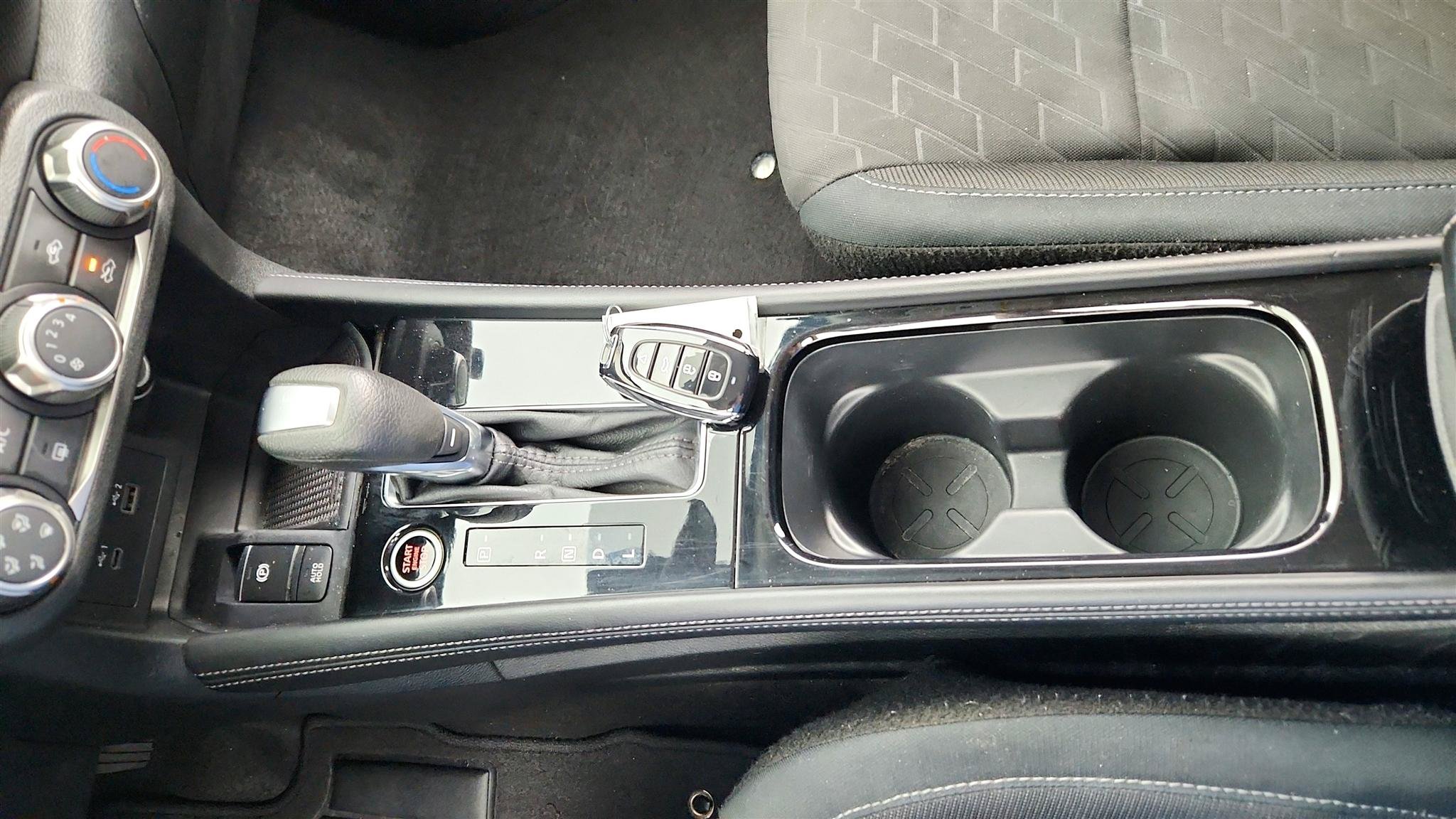 Used 2024 Nissan Kicks SV FWD image 15