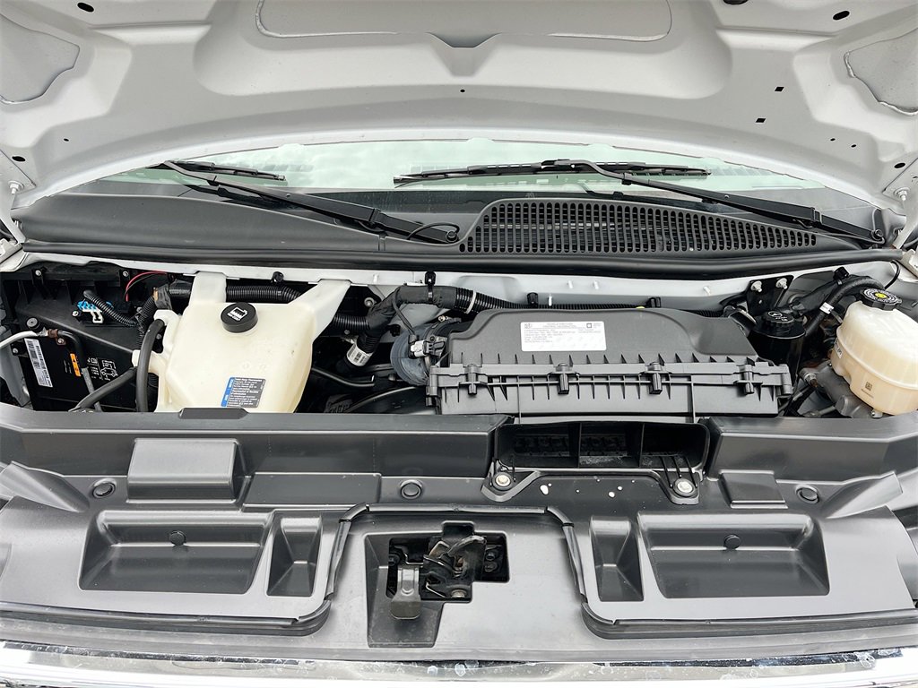 Used 2023 GMC Savana 2500 w/ Driver Convenience Package image 25