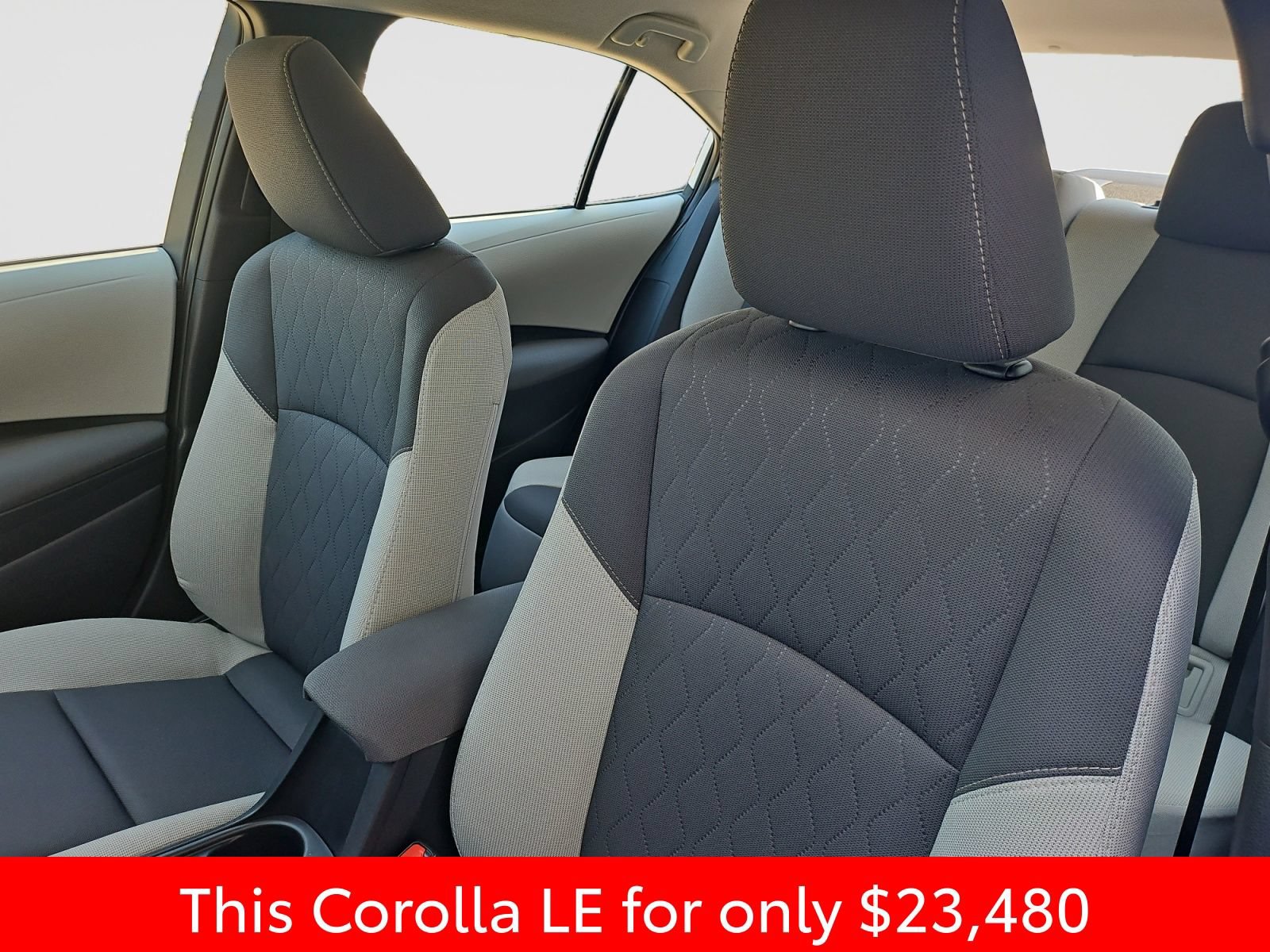 Used 2026 Toyota Corolla LE FWD image 23