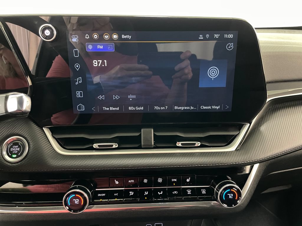 Used 2025 Chevrolet Equinox LT w/ Convenience Package II FWD image 28