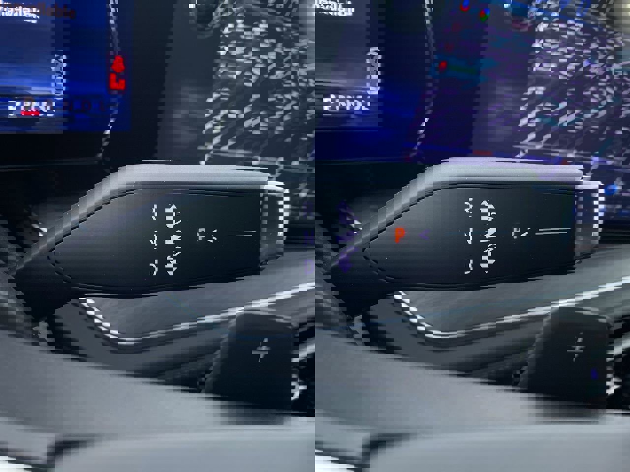 New 2026 Chevrolet Suburban Z71 image 8