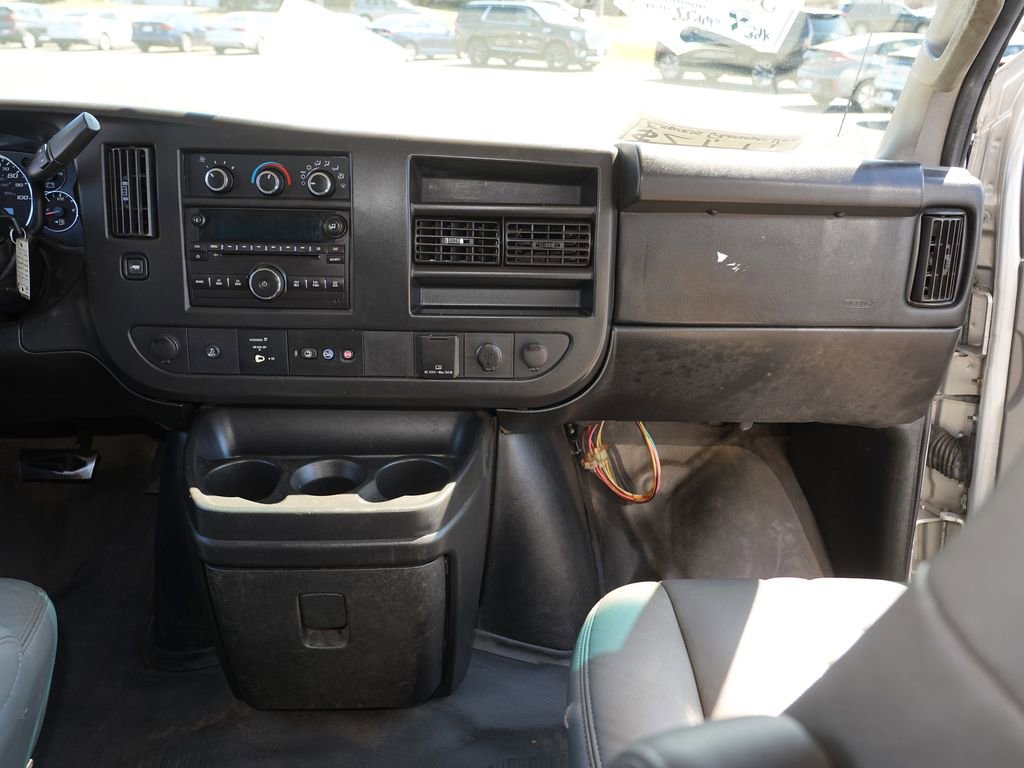 Used 2016 Chevrolet Express 2500 LS RWD image 16