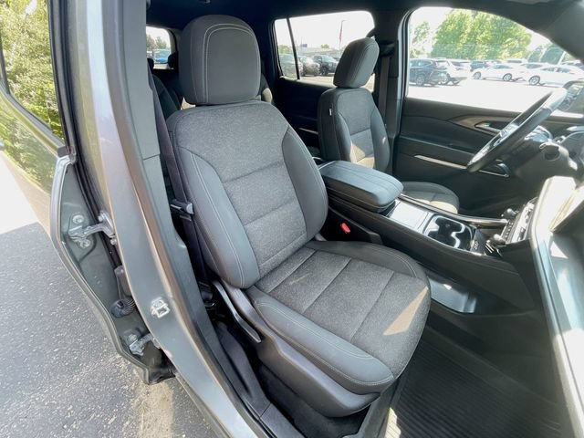 Used 2024 Chevrolet Traverse LT w/ Midnight/Sport Edition AWD/4WD image 27