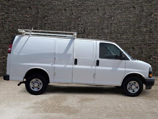 Used 2020 Chevrolet Express 2500 w/ Driver Convenience Package RWD image 3