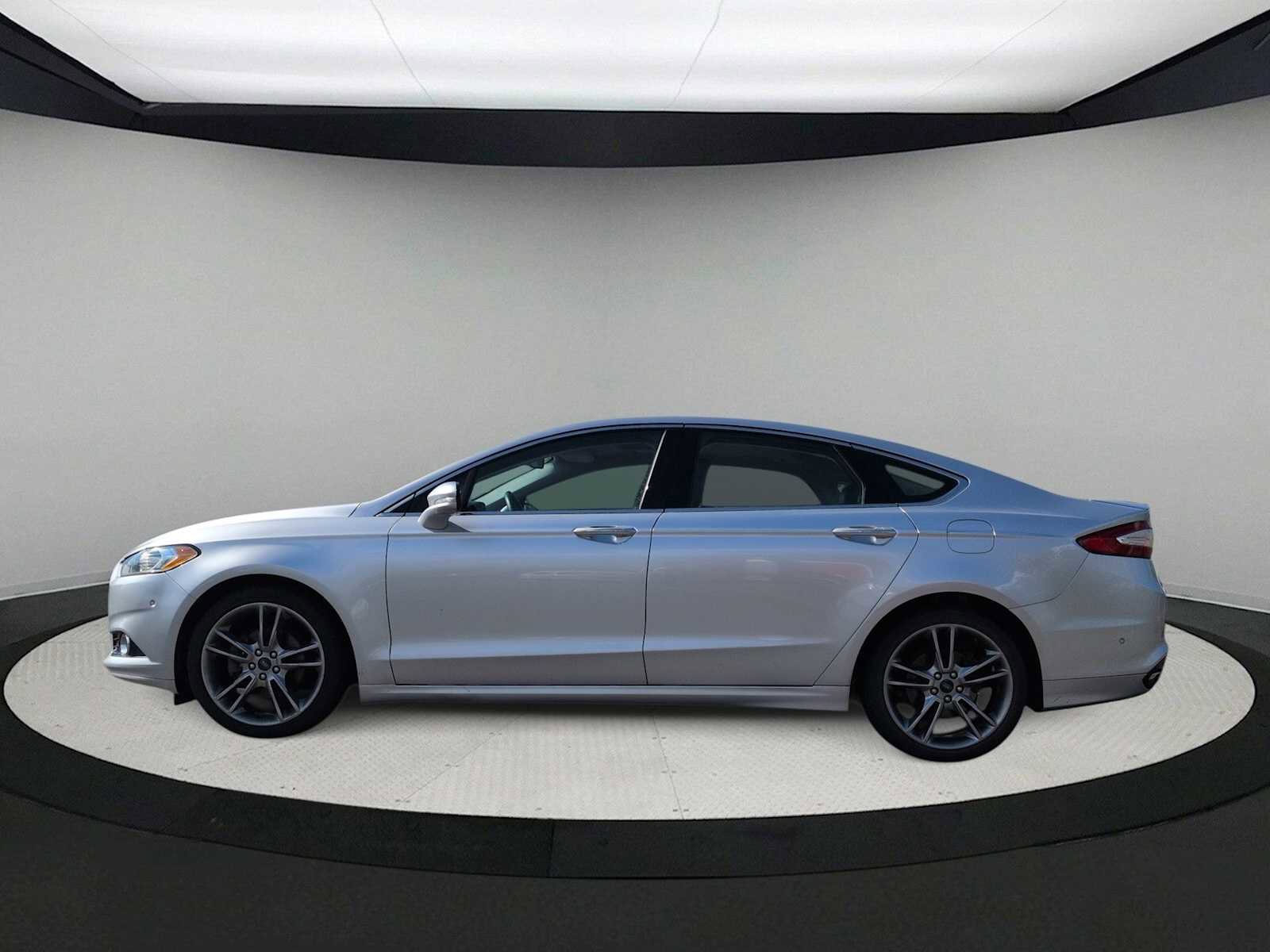 Used 2014 Ford Fusion Titanium AWD/4WD image 5