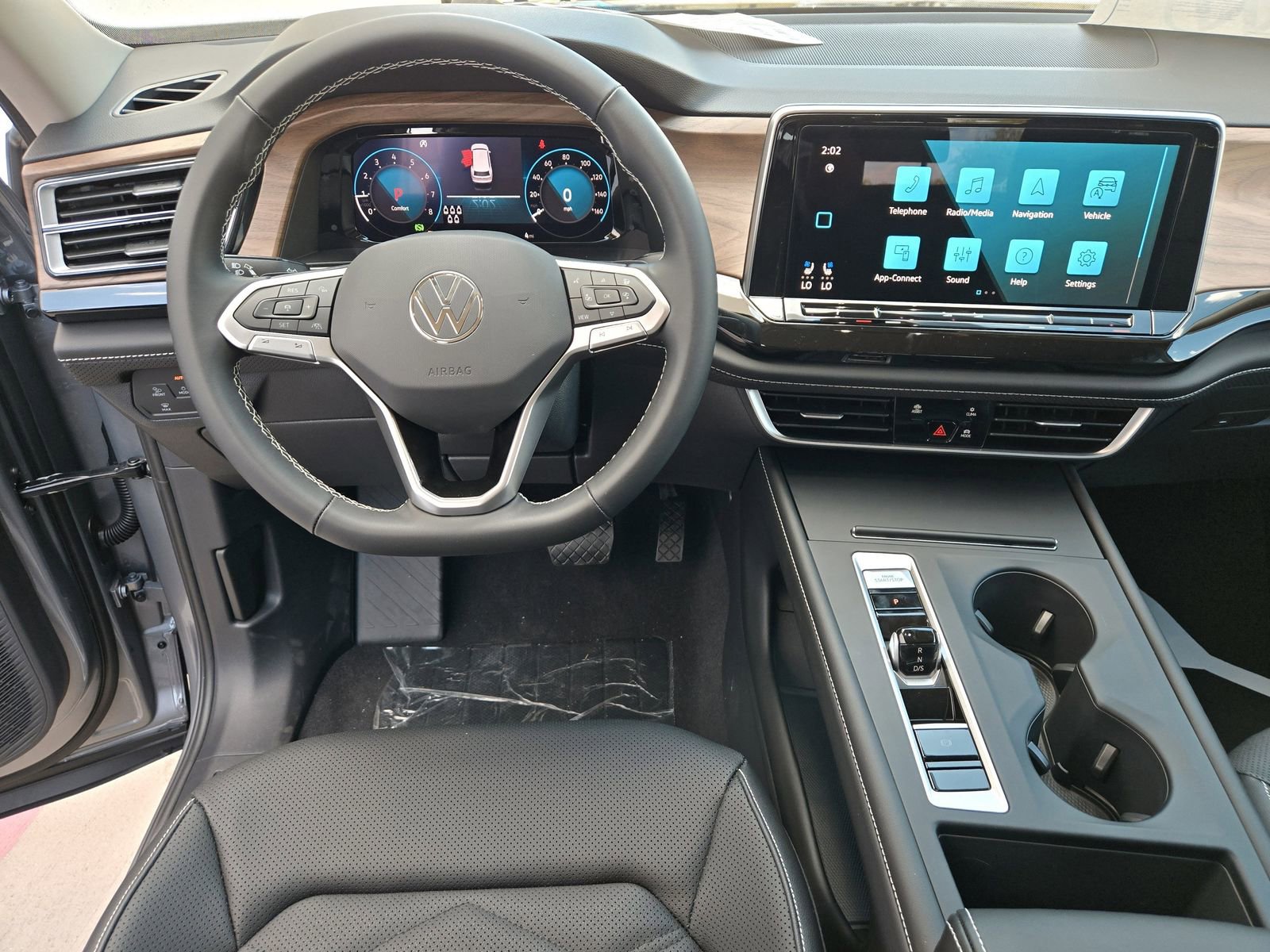 New 2026 Volkswagen Atlas SE image 10