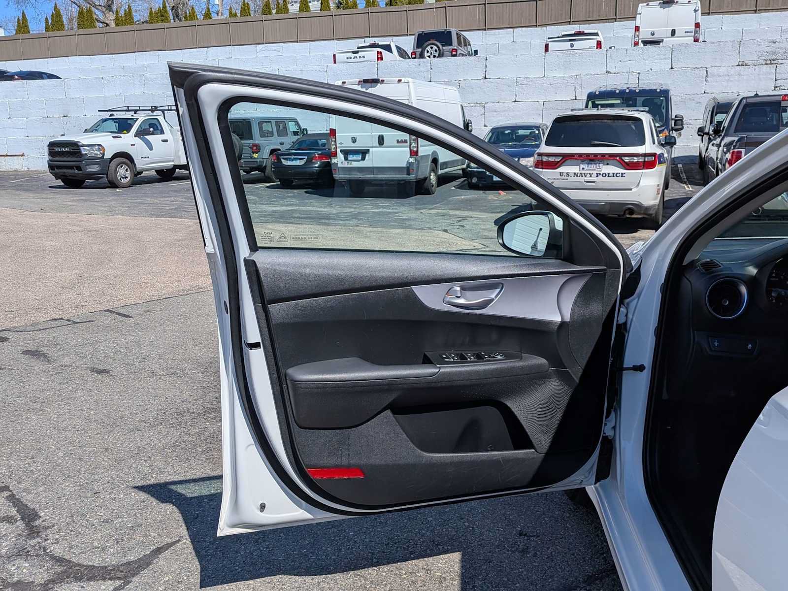 Used 2024 Kia Forte LXS FWD image 7