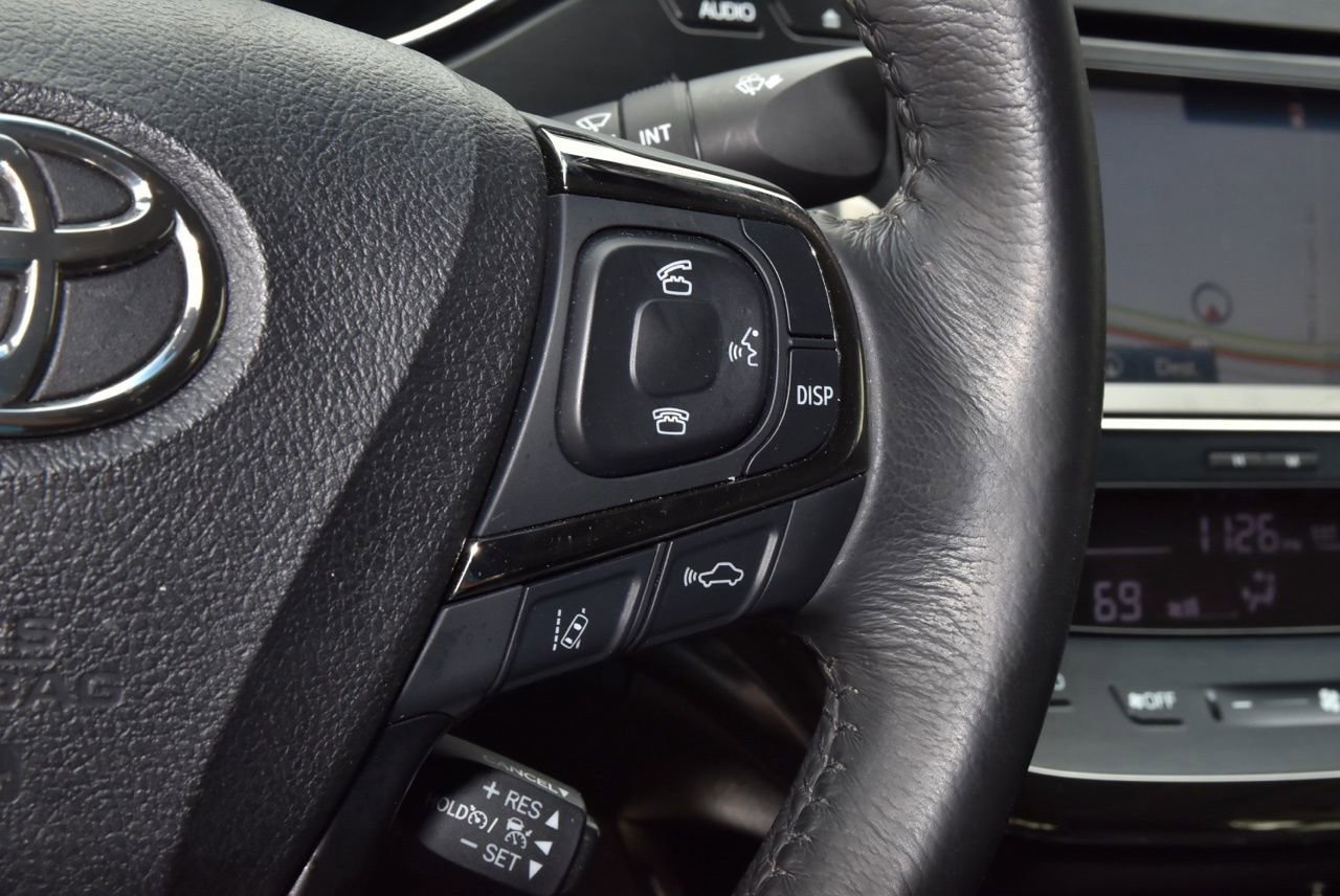 Used 2018 Toyota Avalon XLE Premium image 24