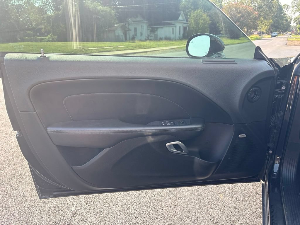 Used 2019 Dodge Challenger GT w/ Plus Package RWD image 10