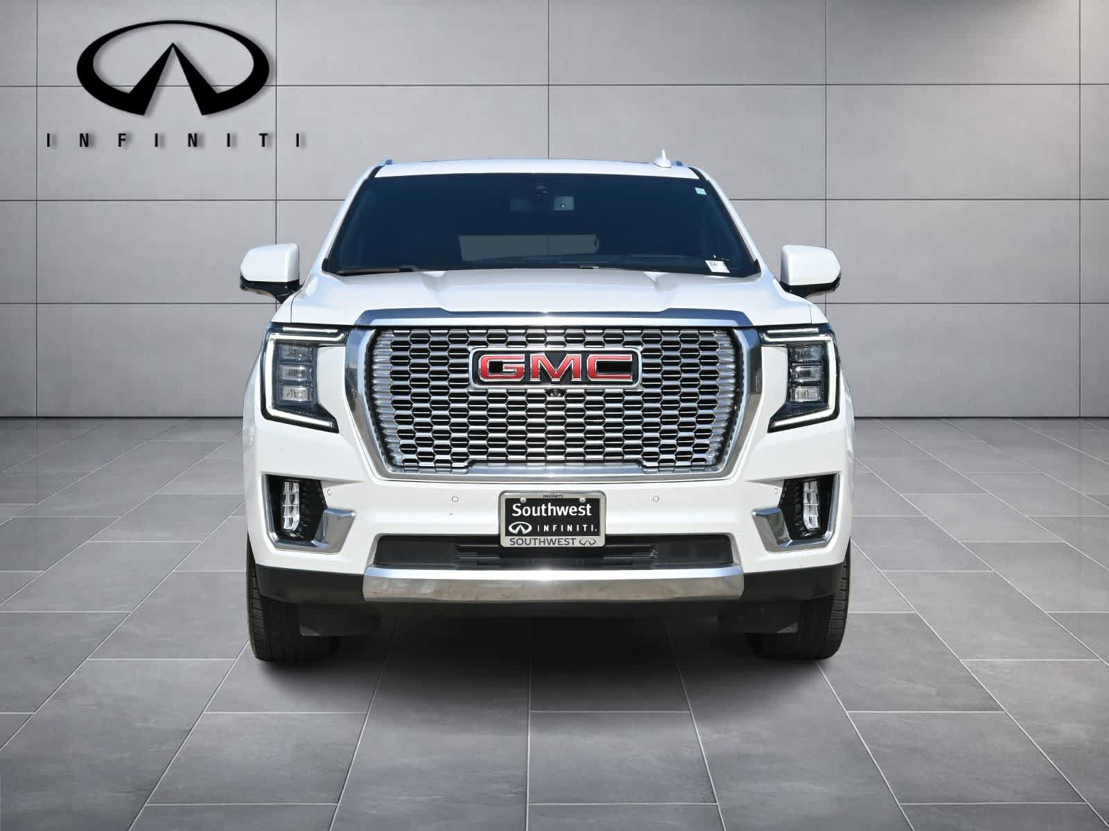 Used 2022 GMC Yukon Denali RWD image 2