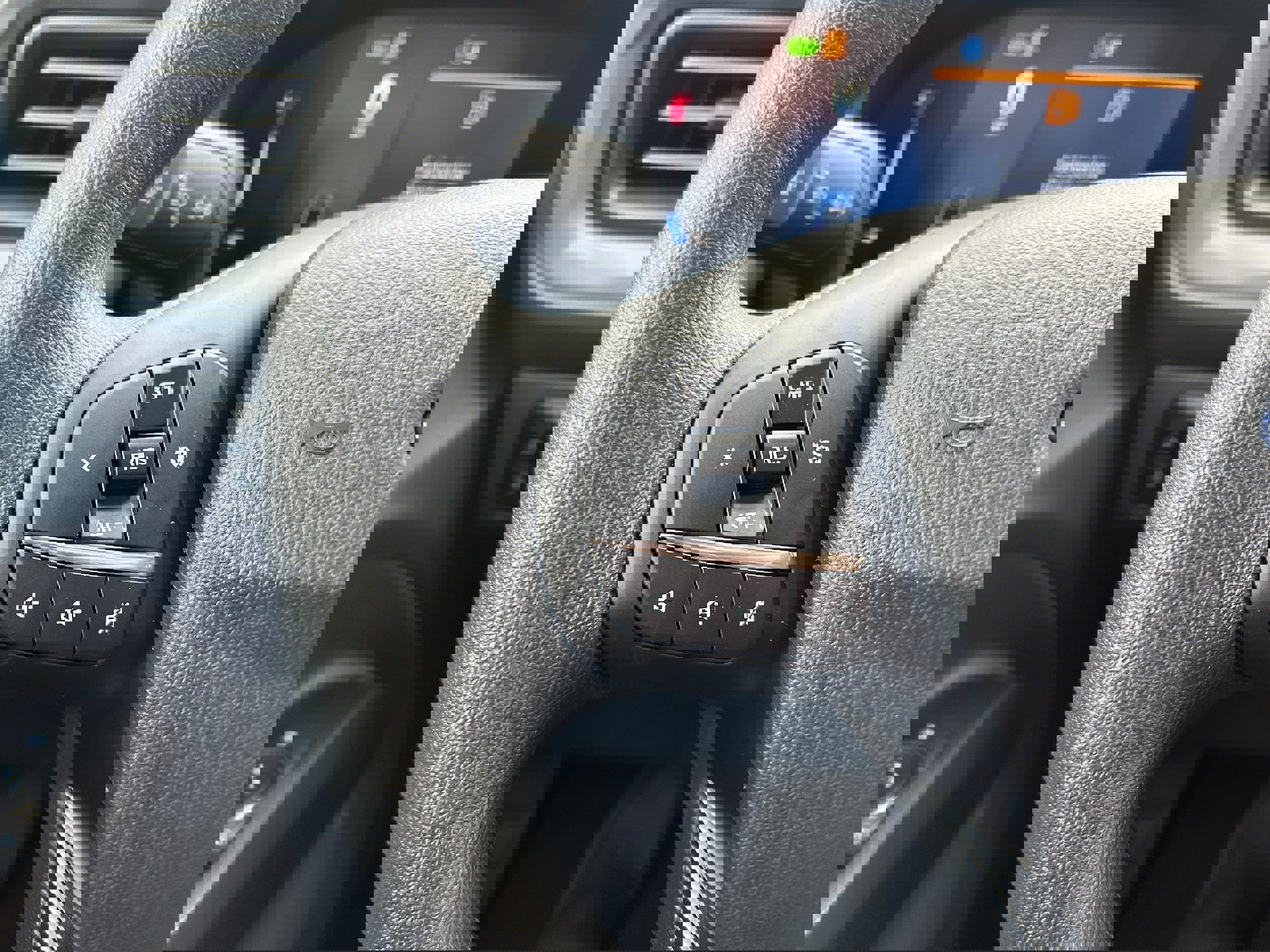 New 2025 Ford Maverick XL w/ Equipment Group 101A image 36